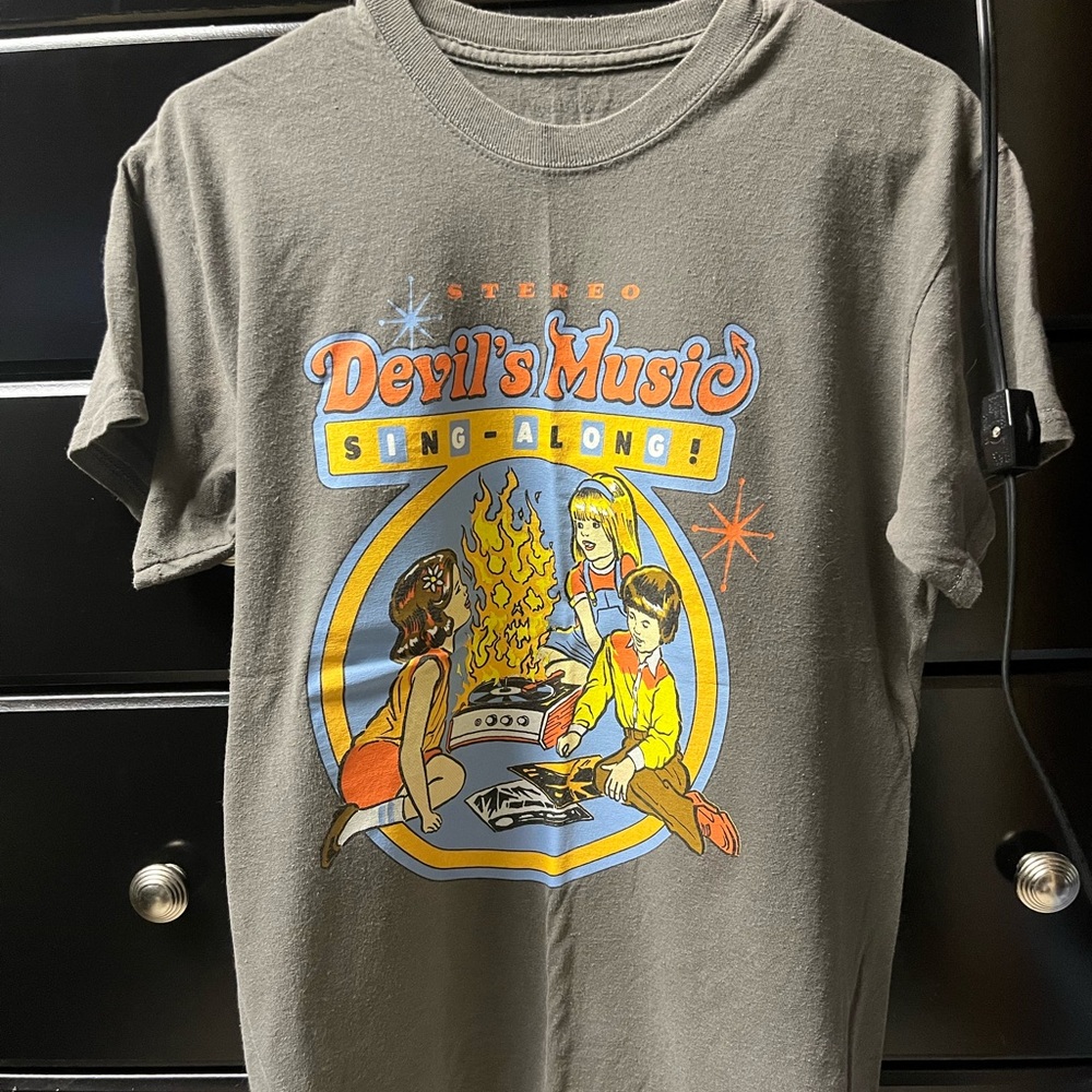 Threadless Gray 'Devil's Music' Graphic Tee